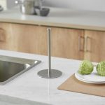 accessoire salle de bain porte papier toilette sur pied chromé